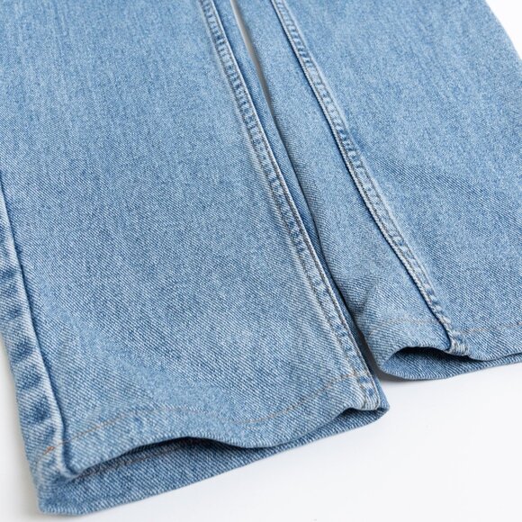 Vintage Guess Jeans High Rise Tapered Leg Denim 90s Canada SIze 29 Fits 26 - Picture 8 of 16